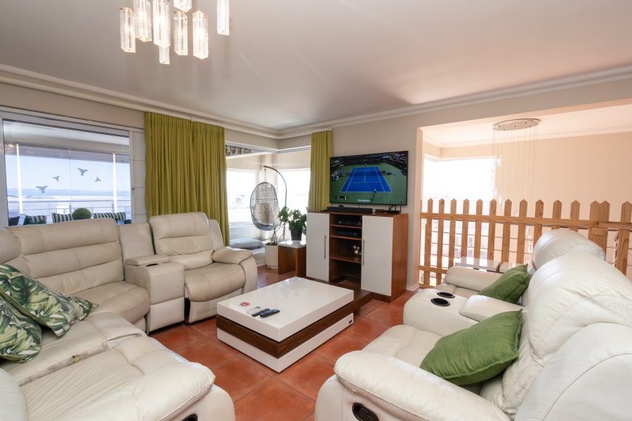 5 Bedroom Property for Sale in Waterfront Western Cape